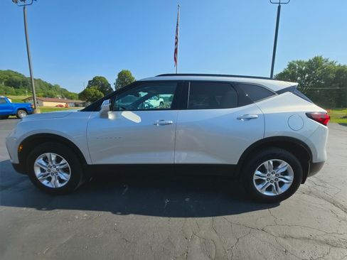 Used 2022 Chevrolet Blazer LT AWD/4WD image 2