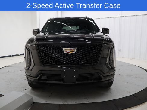 Used 2026 Cadillac Escalade Sport image 10