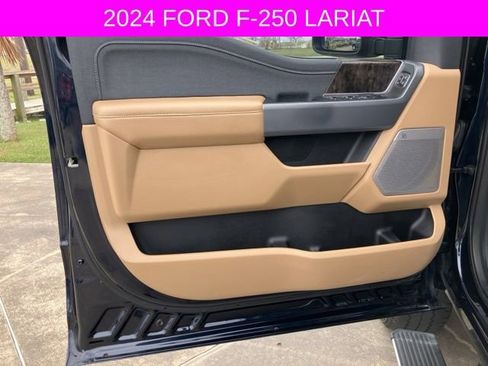 Used 2024 Ford F250 Lariat w/ Lariat Ultimate Package image 24