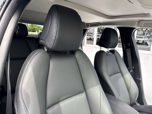Used 2025 MAZDA CX-30 AWD 2.5 S w/ Preferred Package image 46