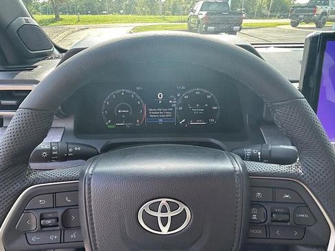 New 2025 Toyota Tacoma Trailhunter image 17