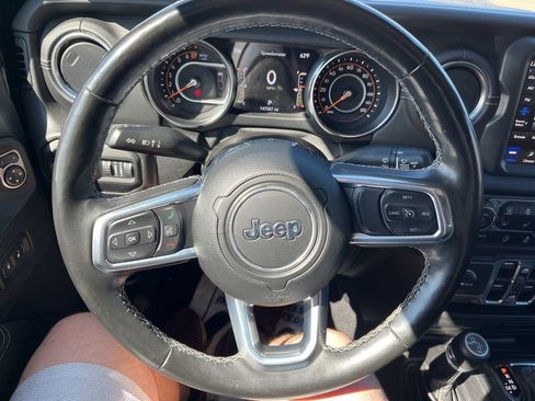 Used 2021 Jeep Gladiator Overland w/ Popular Equipment Package AWD/4WD image 21