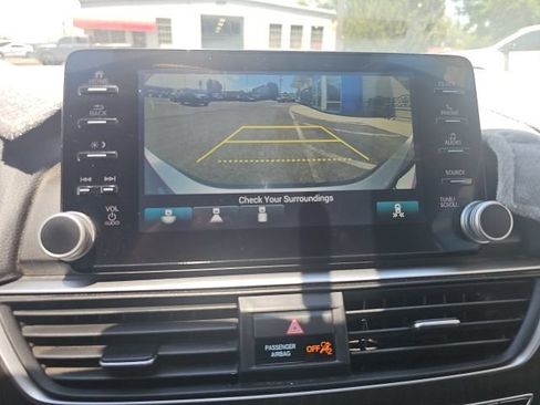 Used 2019 Honda Accord EX image 15