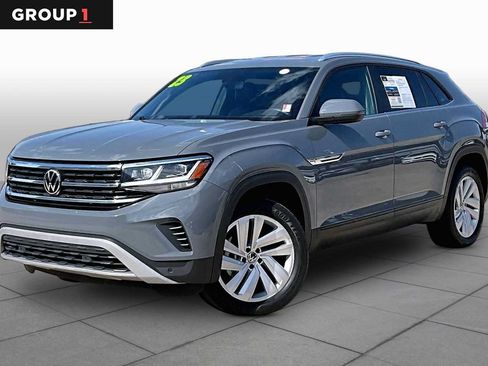 Used 2023 Volkswagen Atlas Cross Sport SE FWD image 1
