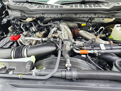 New 2026 Ford F250 Lariat w/ Lariat Ultimate Package image 17