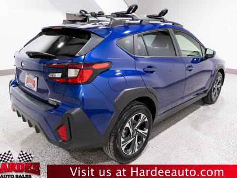 Used 2024 Subaru Crosstrek 2.0i Premium AWD/4WD image 5