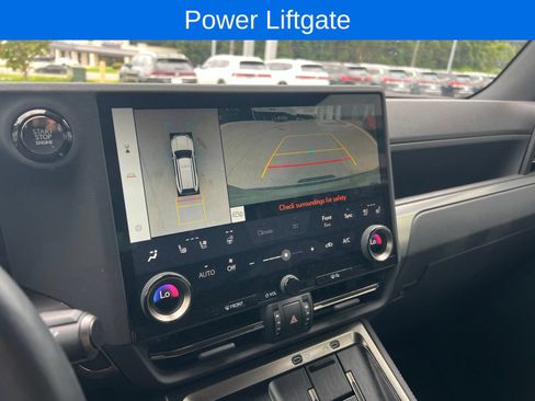 Used 2025 Lexus GX 550 w/ Accessory Package (2T) AWD/4WD image 14