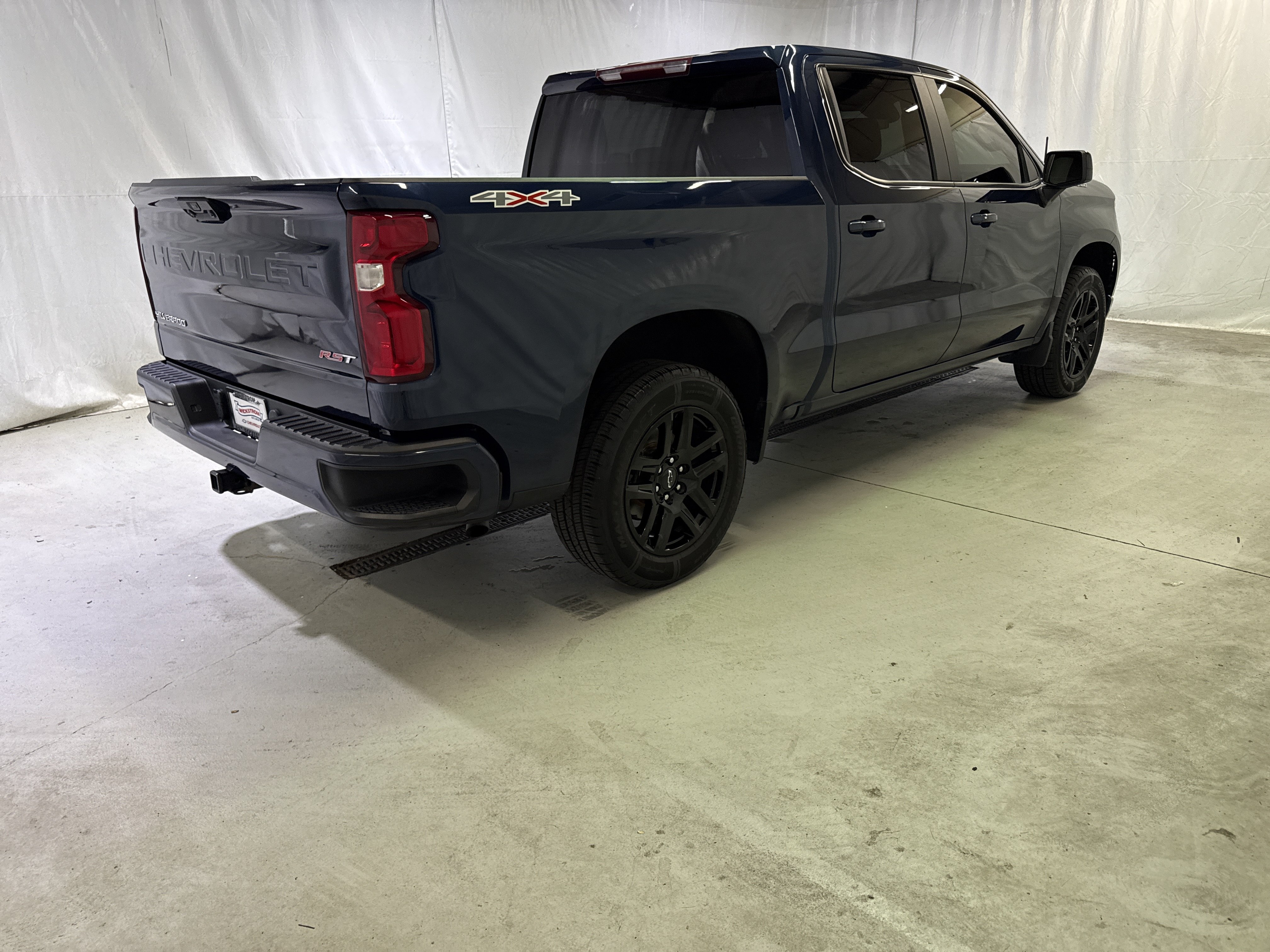 Certified 2022 Chevrolet Silverado 1500 RST w/ Protection Package AWD/4WD image 11