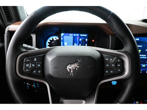 Used 2024 Ford Bronco Outer Banks AWD/4WD image 13