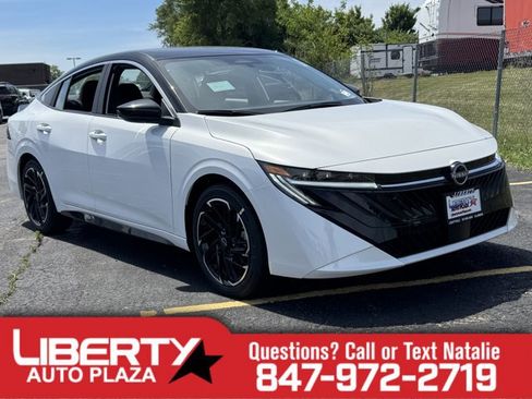 New 2026 Nissan Sentra SR w/ Floor Mat Package FWD image 1
