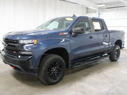 Used 2022 Chevrolet Silverado 1500 LT Trail Boss AWD/4WD image 4
