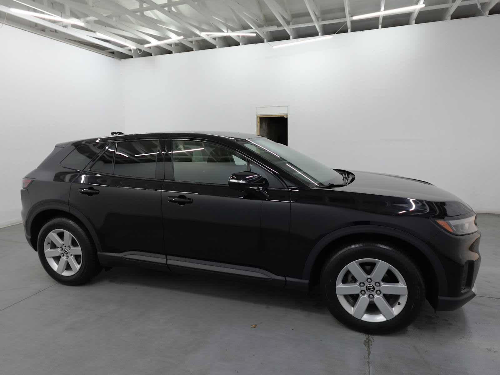 Used 2024 Honda Prologue EX image 4