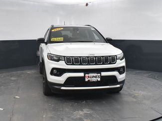 Used 2025 Jeep Compass Limited video 2