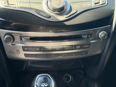 Used 2019 INFINITI QX60 Luxe w/ Essential Package image 12