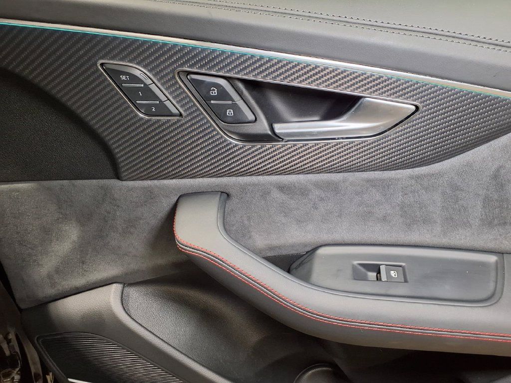 Used 2024 Audi RS Q8 AWD/4WD image 24