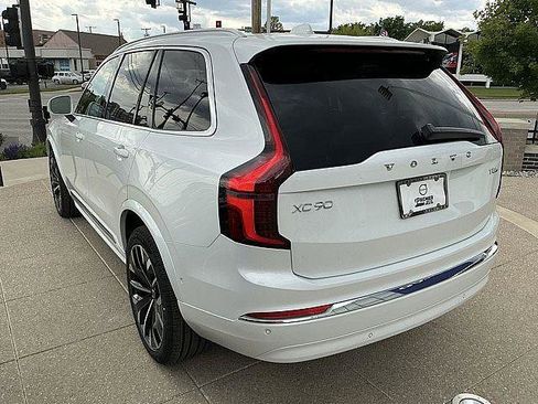 New 2026 Volvo XC90 T8 Plus w/ Protection Package AWD/4WD image 10