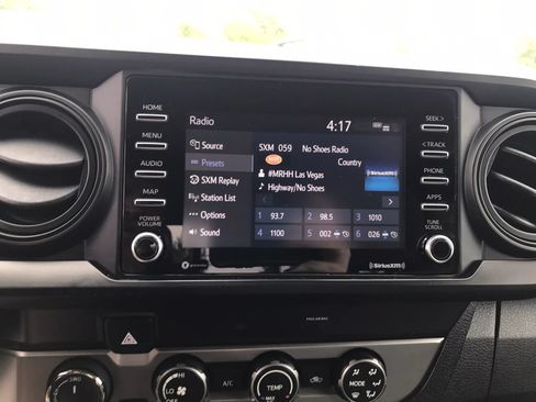 Used 2020 Toyota Tacoma SR w/ SX Package AWD/4WD image 21
