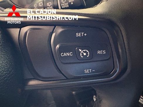 Used 2023 Jeep Wrangler Unlimited w/ Sun & Screen Package AWD/4WD image 18