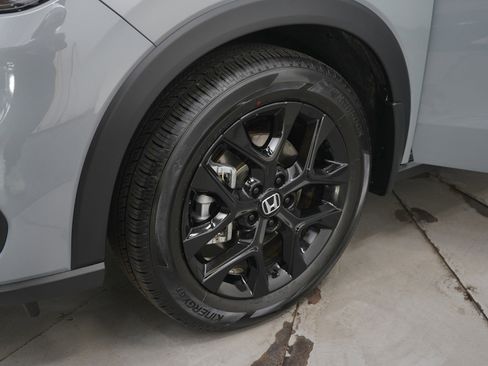 Used 2024 Honda HR-V Sport image 24