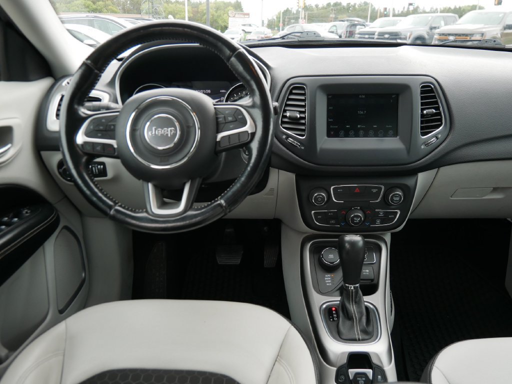 Used 2020 Jeep Compass Latitude w/ Popular Equipment Group AWD/4WD image 15