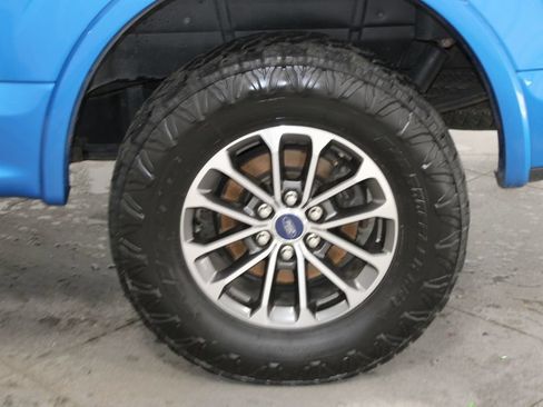 Used 2019 Ford F150 XLT w/ Equipment Group 302A Luxury AWD/4WD image 54