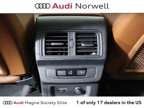 Used 2023 Audi Q5 2.0T Premium w/ Convenience Package AWD/4WD image 23
