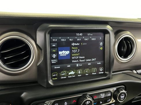 Certified 2020 Jeep Gladiator Rubicon image 33