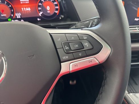 New 2026 Volkswagen Atlas Peak Edition AWD/4WD image 19