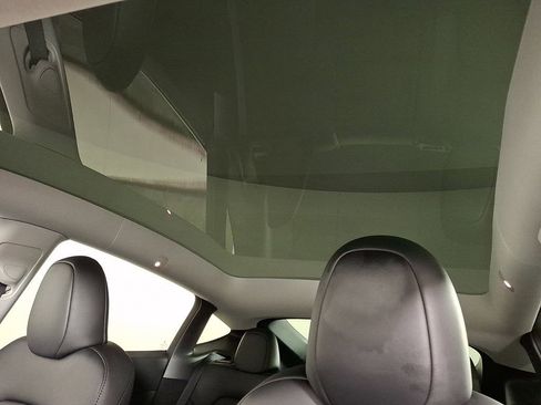 Used 2023 Tesla Model Y Performance image 14