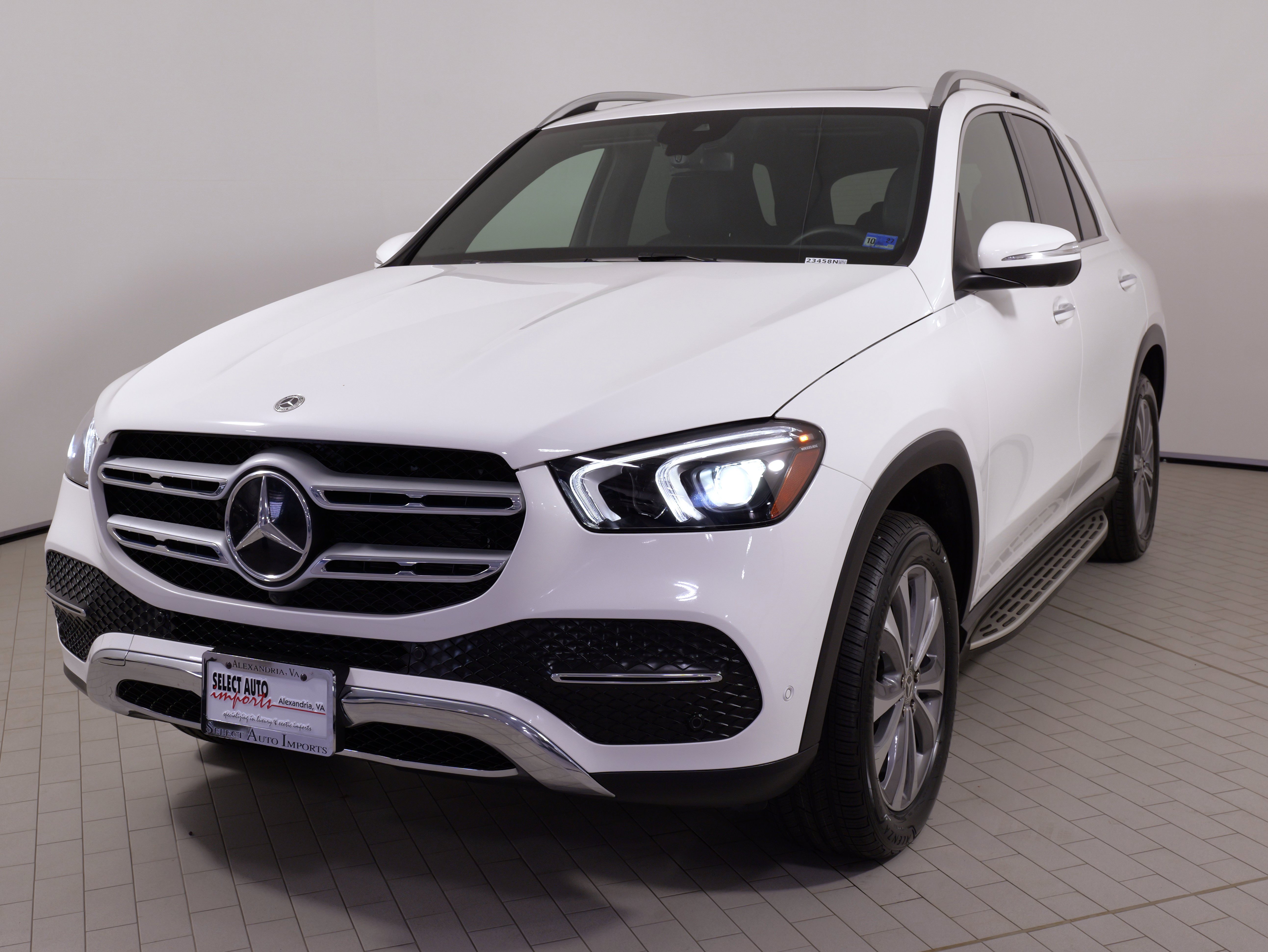 Used 2021 Mercedes-Benz GLE 350 4MATIC image 4