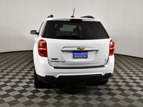 Used 2017 Chevrolet Equinox LT w/ Convenience Package AWD/4WD image 7
