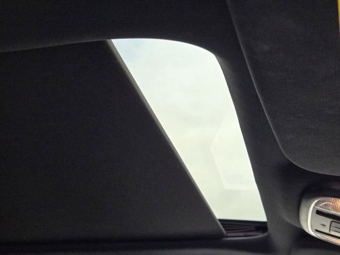 Used 2019 Jeep Grand Cherokee High Altitude image 9