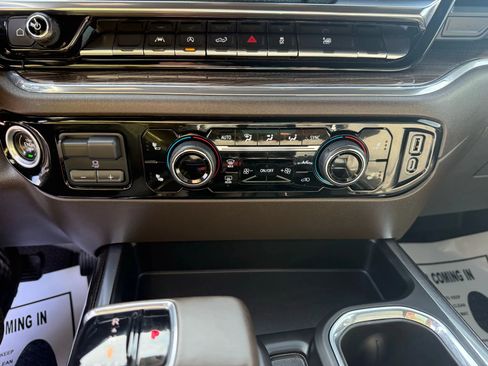 Used 2024 Chevrolet Silverado 1500 RST w/ Convenience Package II AWD/4WD image 9