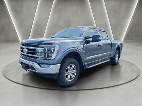 Used 2021 Ford F150 Lariat w/ Equipment Group 502A High AWD/4WD image 3