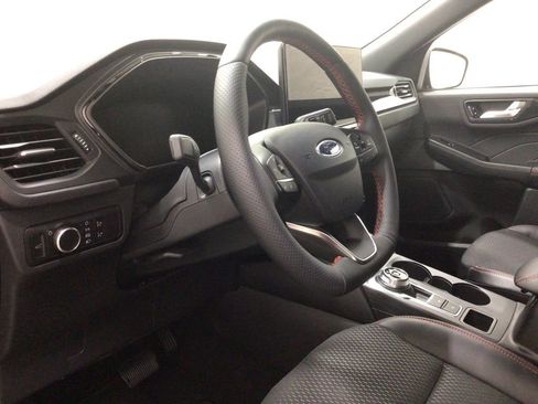 New 2025 Ford Escape ST-Line w/ Tech Pack #1 image 10