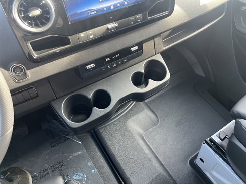 New 2026 Mercedes-Benz Sprinter 2500 image 23