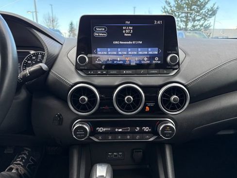 Used 2021 Nissan Sentra SV image 23