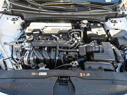 New 2026 Hyundai Elantra Limited image 29