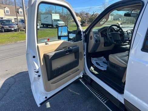 Used 2012 Ford F250 Lariat w/ Chrome Pkg AWD/4WD image 9