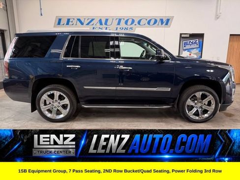 Used 2017 Cadillac Escalade Luxury AWD/4WD image 1
