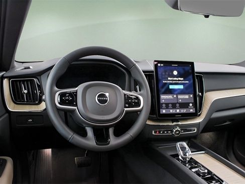 New 2026 Volvo XC60 B5 Core w/ Protection Package Premier image 21