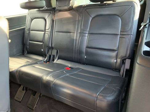 Used 2023 Lincoln Navigator L Reserve AWD/4WD image 20