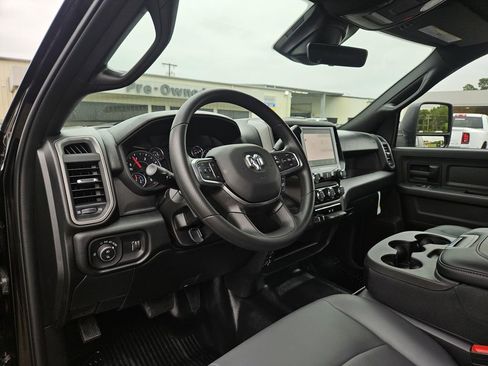 New 2026 RAM 3500 Tradesman AWD/4WD image 15