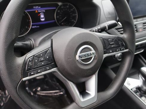 Used 2022 Nissan Altima 2.5 SV image 21