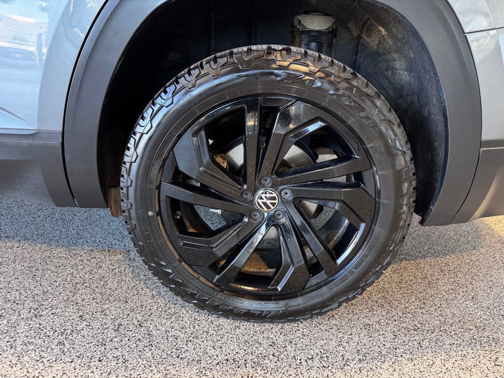 Used 2022 Volkswagen Atlas SE AWD/4WD image 13