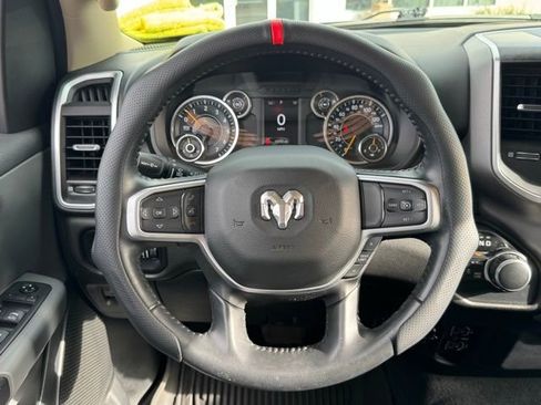 Used 2019 RAM 1500 Big Horn image 16