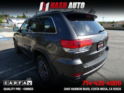 Used 2019 Jeep Grand Cherokee Laredo w/ 18" Wheel & 8.4" Radio Group RWD image 11