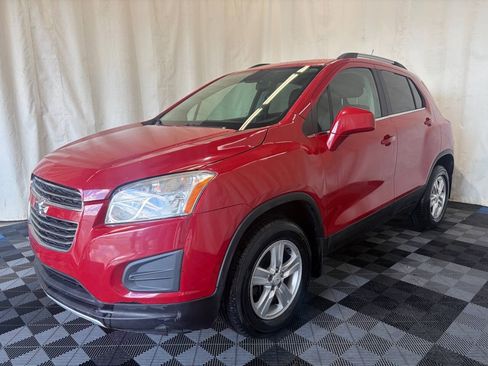 Used 2015 Chevrolet Trax LT AWD/4WD image 2