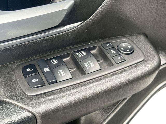 Used 2024 RAM 1500 Big Horn RWD image 15
