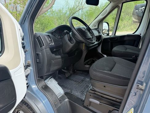 Used 2018 RAM ProMaster 2500 FWD image 14